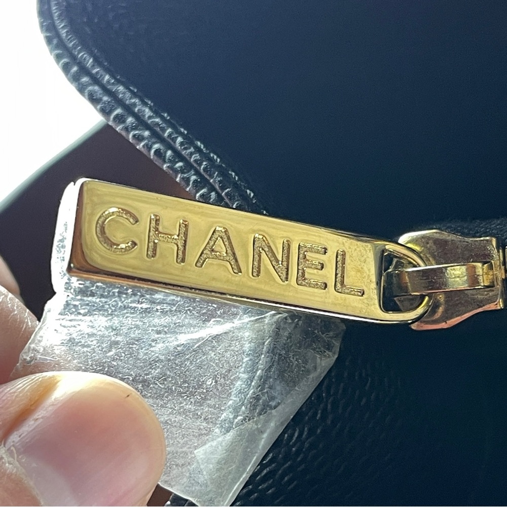 Chanel Black Caviar Grand Shopping Tote - Picture 8 of 16